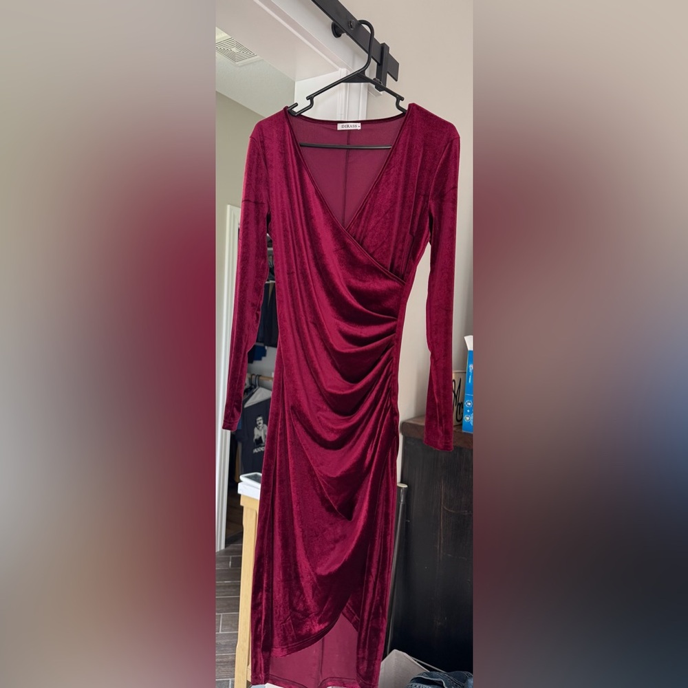 Elegant Velvet Burgundy Dress